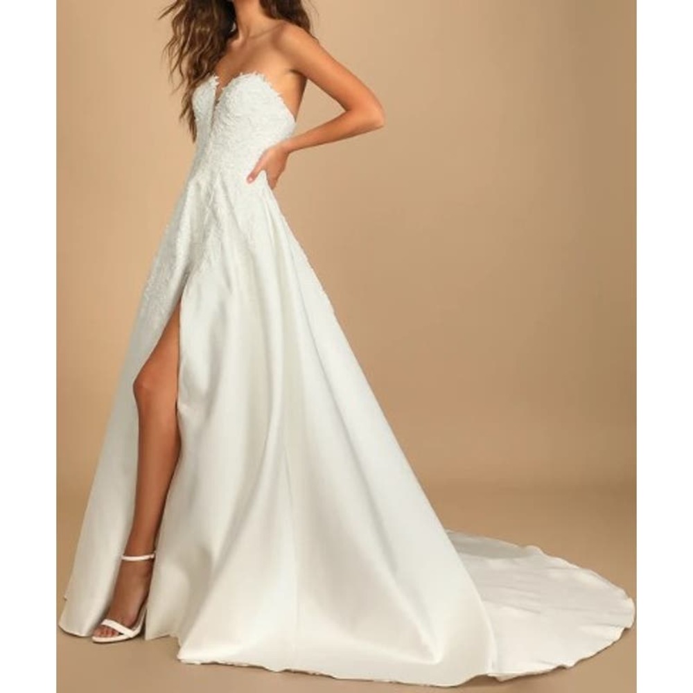NEW LULU'S SZ 8 Now and Always White Beaded Embroidered Strapless Gown